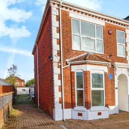 Buy this 4 bed house on 125 Avenue Road in Portswood Park, Southampton