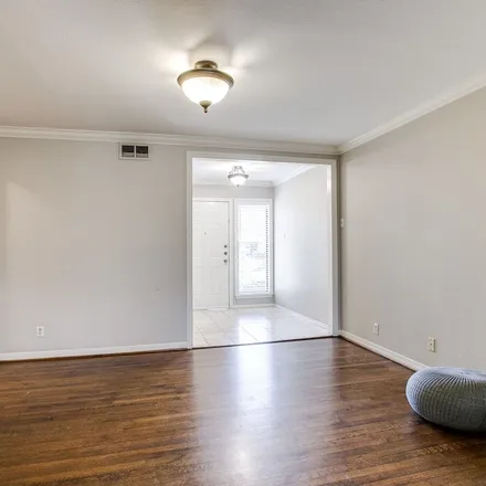 Image 4 - 7235 Syracuse Drive, Dallas, TX 75214, USA - Apartment for rent