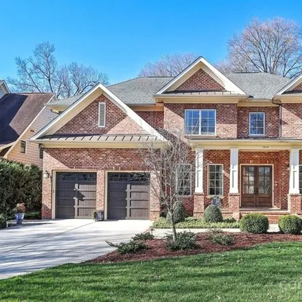 Buy this 5 bed house on 1516 Lynway Drive in Charlotte, NC 28203