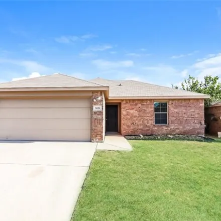 Rent this 3 bed house on 3436 Heatherbend Street in Fort Worth, TX 76133