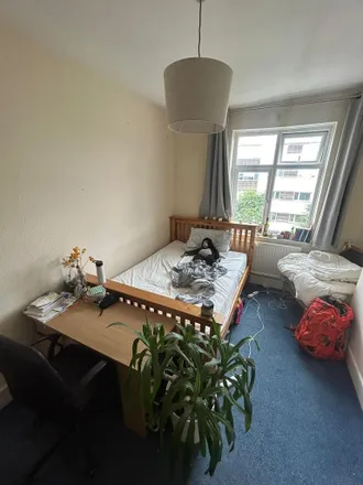 Image 2 - 367 Caledonian Road, London, N7 8UA, United Kingdom - Apartment for rent