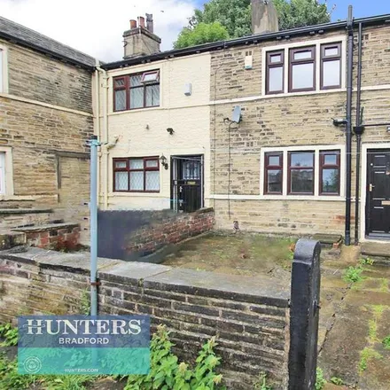 Rent this 2 bed house on St Oswald's Church of England Primary Academy in Cross Lane, Bradford