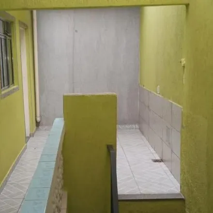 Rent this 1 bed house on Rua Maria Pinto Labiapari in Vila Guarani, São Paulo - SP