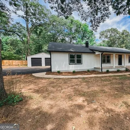 Buy this 3 bed house on 22 N McDonough Rd in Griffin, Georgia