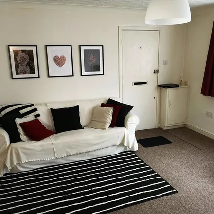 Image 3 - Knights Place, Thornhill Park Road, Southampton, SO18 5TE, United Kingdom - Apartment for rent