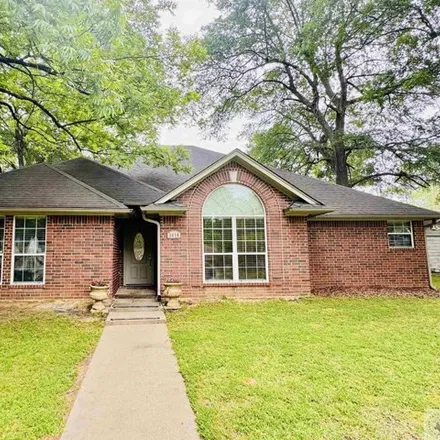 Buy this 3 bed house on 3462 Hazel Street in Texarkana, TX 75503