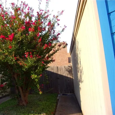 Image 5 - 4928 Delwood Street, Corpus Christi, TX 78413, USA - Townhouse for sale