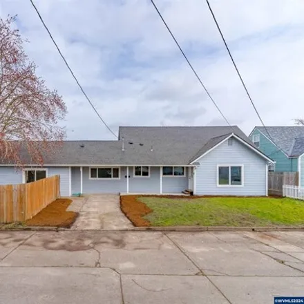 Buy this 4 bed house on 1865 Garfield Street Northeast in Salem, OR 97301