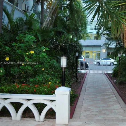 Image 3 - Red South Beach Hotel, 3010 Collins Avenue, Miami Beach, FL 33140, USA - Condo for rent