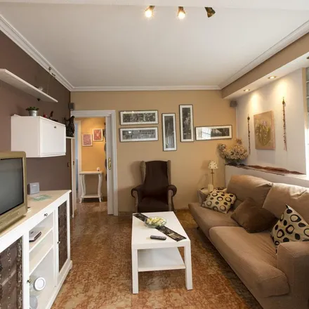 Image 7 - Avenida Kansas City, 41007 Seville, Spain - Apartment for rent