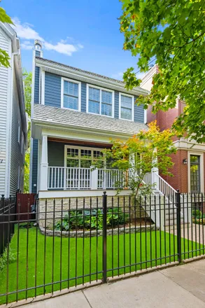 Buy this 6 bed house on 1333 West George Street in Chicago, IL 60657