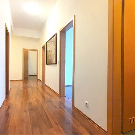 Image 5 - Dolní náměstí, 250 70 Odolena Voda, Czechia - Apartment for rent