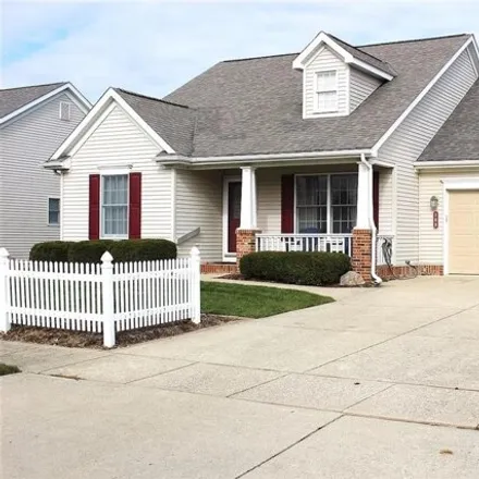 Buy this 3 bed townhouse on 123 Beacon Point Parkway in Flushing, MI 48433