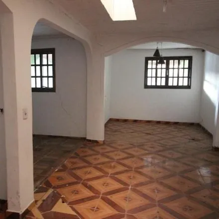 Buy this 2 bed house on Rua Osvaldo Anacleto Bobato in Quississana, São José dos Pinhais - PR