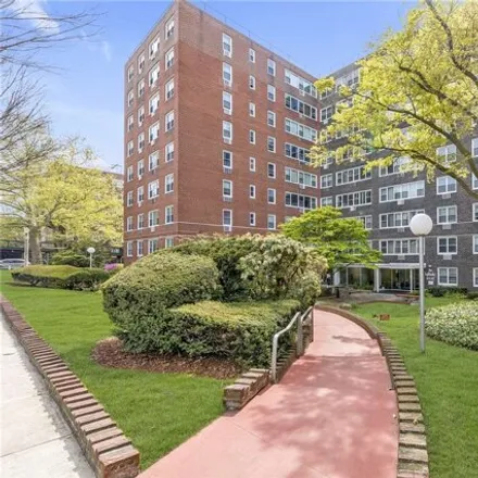 Buy this studio apartment on 164-20 Highland Avenue in New York, NY 11432