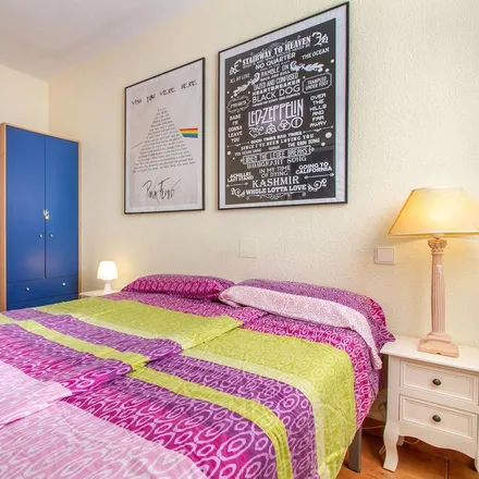 Rent this 2 bed apartment on La Vila Joiosa in pasarela trenet, 03570 la Vila Joiosa / Villajoyosa