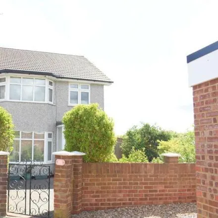 Buy this 3 bed duplex on Gilroy Close in London, RM13 7LH