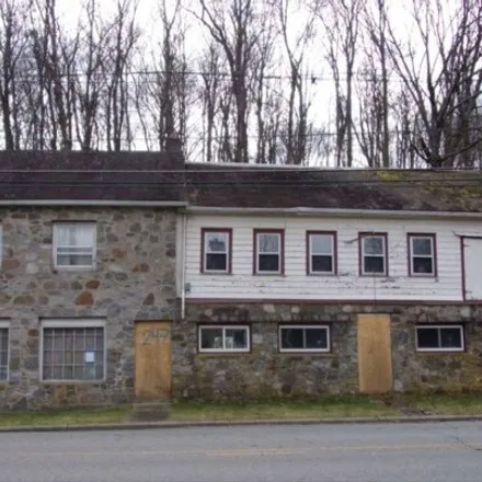 Buy this 3 bed house on 265 Dark Moon Road in Johnsonburg, Frelinghuysen Township