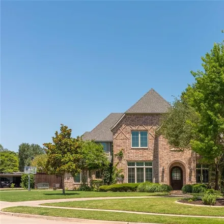 Buy this 5 bed house on 2528 Big Horn Lane in Richardson, TX 75080