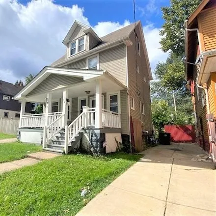 Image 6 - 1104 East 112th Street, Cleveland, OH 44108, USA - House for sale
