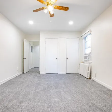 Rent this 1 bed apartment on 5003 10th Street South in Arlington, VA 22204