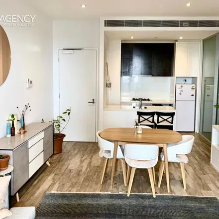 Rent this 2 bed apartment on Prima Pearl Tower in Queens Bridge Street, Southbank VIC 3006