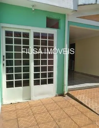 Buy this 4 bed house on Rua Bartolomeu de Gusmão 745 in Vila Tibério, Ribeirão Preto - SP