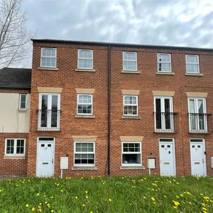 Buy this 3 bed townhouse on Stagecoach Bus Depot in Sheffield Road, Tapton