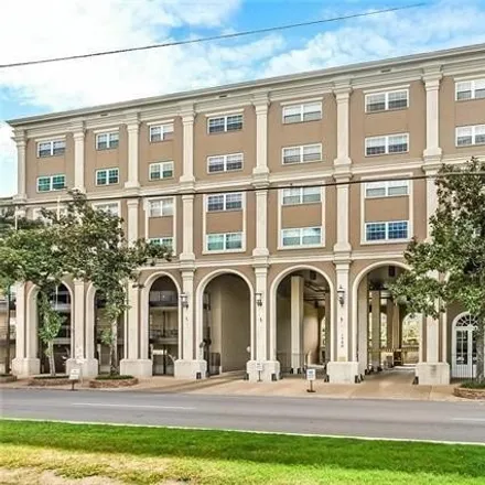 Buy this 3 bed condo on 1750 Saint Charles Avenue in New Orleans, LA 70130