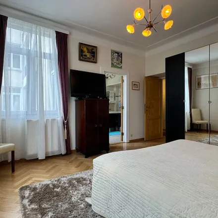 Rent this 3 bed apartment on Boulevard Général Jacques - Generaal Jacqueslaan 75 in 1050 Ixelles - Elsene, Belgium
