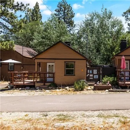 Image 2 - 828 Highland Road, Big Bear Lake, CA 92315, USA - House for sale