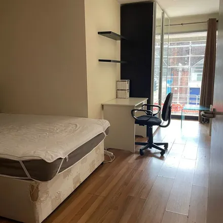 Image 2 - City Centre - Whitworth Street West, Whitworth Street West, Manchester, M1 5EA, United Kingdom - Apartment for rent