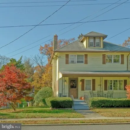 Rent this 3 bed house on Uptown Pitman in 738 South Broadway, Pitman