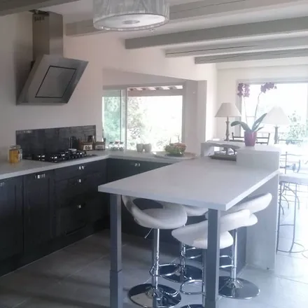 Rent this 4 bed house on 30820 Caveirac