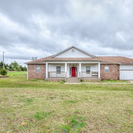 Buy this 4 bed house on Murry Drive in McLoud, Pottawatomie County