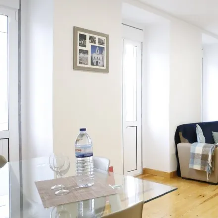 Rent this 2 bed apartment on Rua de Bartolomeu Costa in 1170-041 Lisbon, Portugal