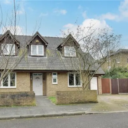 Buy this 4 bed house on 18 Charlton Road in London, SE3 7HL