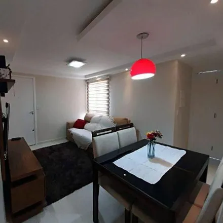 Buy this 2 bed apartment on Estrada José Nicola Venditti in Jardim Quaresmeira I, Suzano - SP