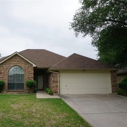 Buy this 3 bed house on 148 Sunny Meadows Drive in Burleson, TX 76028