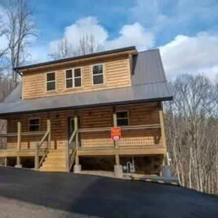 Buy this 3 bed house on Pine Peak Way in Pigeon Forge, TN 37868