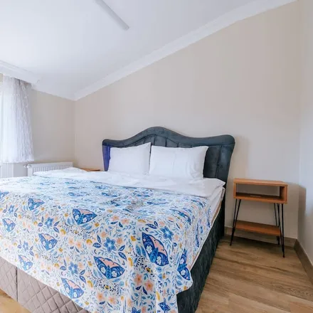 Rent this 3 bed apartment on 16230 Osmangazi