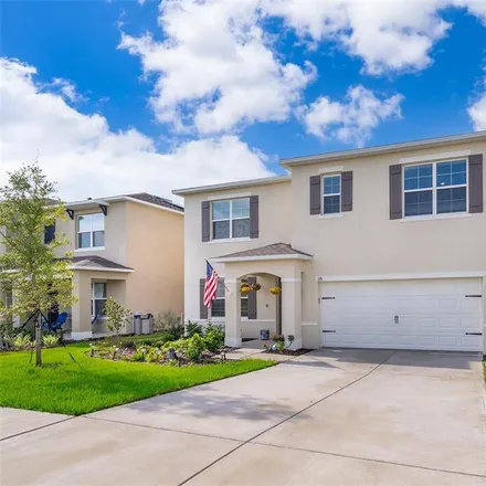 Buy this 6 bed house on 1100 Sophia Boulevard in Winter Haven, FL 33881