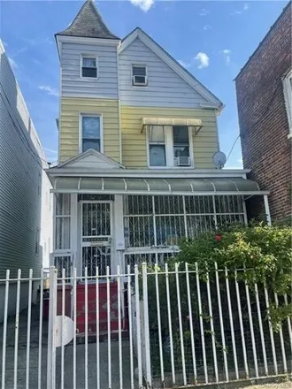 Buy this 3 bed house on 1792 East 174th Street in New York, NY 10472