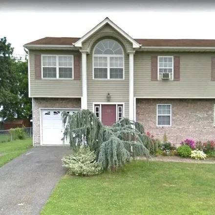 Rent this 2 bed apartment on 87 Palm Street in Village of Lindenhurst, NY 11757