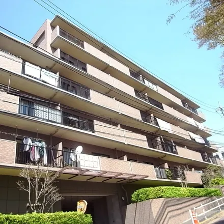 Rent this 3 bed apartment on Mitsugikoen ura in Maenocho 4-chome, Itabashi