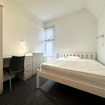 Rent this 1 bed room on Queens Head in 84 Tewkesbury Road, Longford