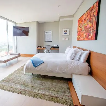 Buy this 3 bed apartment on Avenida Roberto Garza Sada in Residencial Chipinque, 66279