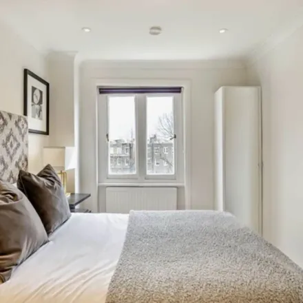 Image 2 - Alexa Court, 73 Lexham Gardens, London, W8 6JL, United Kingdom - Apartment for rent