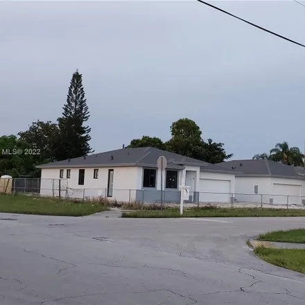 Image 3 - New City Hall, 100 Civic Court, Homestead Trailer Park, Homestead, FL 33030, USA - House for sale