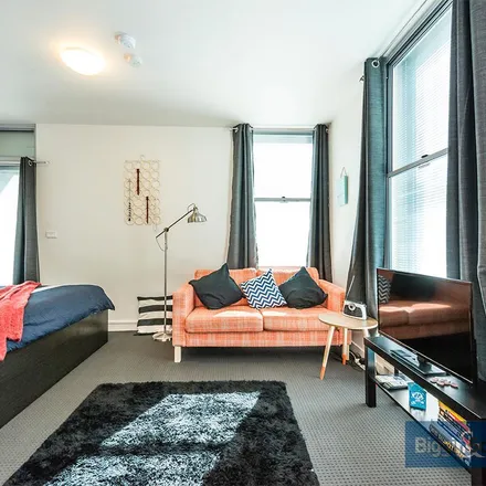 Image 2 - 352 Canterbury Road, St Kilda VIC 3182, Australia - Apartment for rent